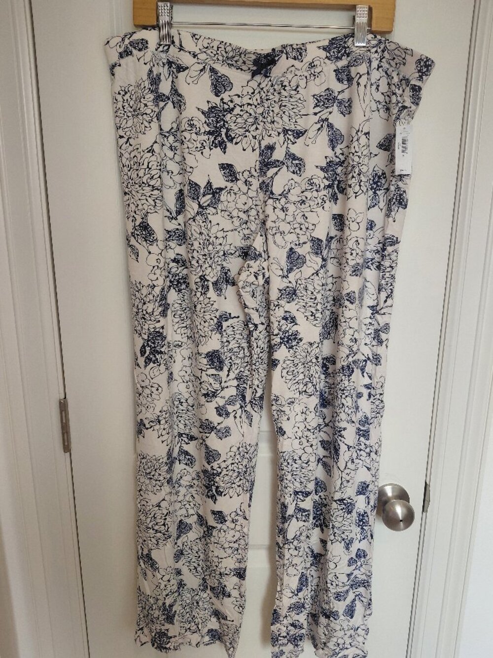 Gapbody Blue & White Floral PJ Pant
